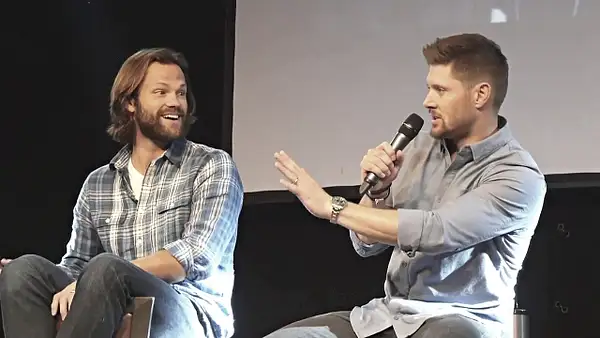 JibCon2016J2SatVideo01_580 by Val S.