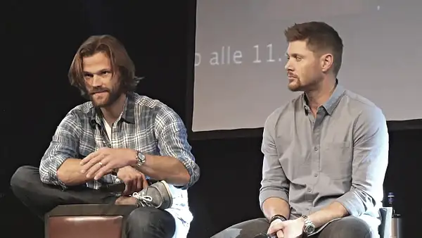 JibCon2016J2SatVideo01_615 by Val S.