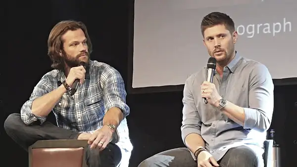 JibCon2016J2SatVideo01_621 by Val S.