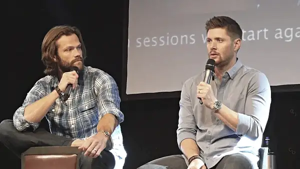 JibCon2016J2SatVideo01_622 by Val S.