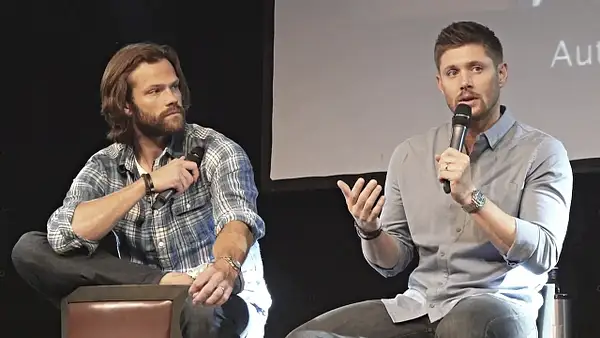 JibCon2016J2SatVideo01_629 by Val S.