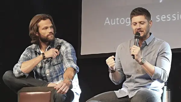 JibCon2016J2SatVideo01_634 by Val S.