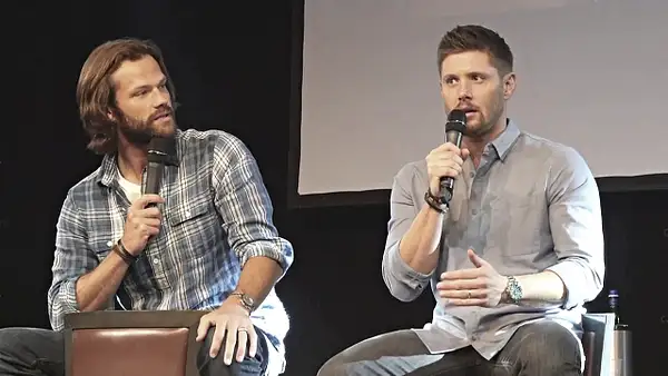 JibCon2016J2SatVideo01_672 by Val S.