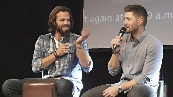 JibCon2016J2SatVideo01_707 by Val S.