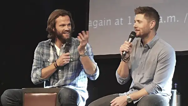JibCon2016J2SatVideo01_708 by Val S.