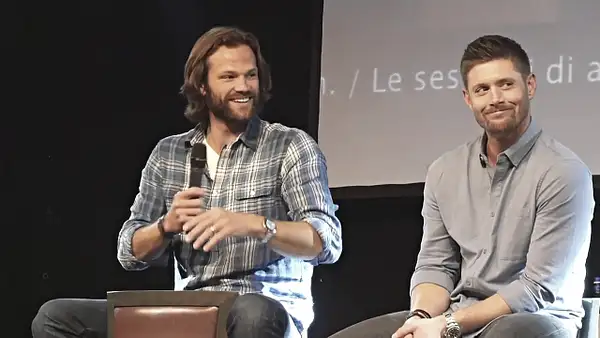 JibCon2016J2SatVideo01_715 by Val S.