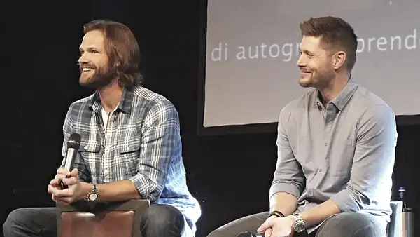 JibCon2016J2SatVideo01_719 by Val S.