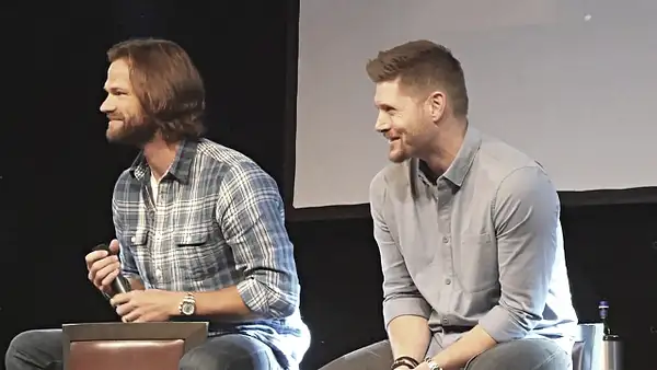 JibCon2016J2SatVideo01_734 by Val S.