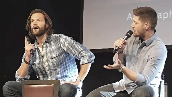 JibCon2016J2SatVideo01_771 by Val S.