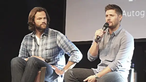 JibCon2016J2SatVideo01_823 by Val S.