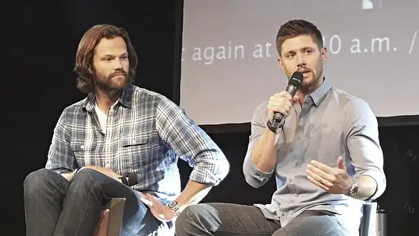 JibCon2016J2SatVideo01_828 by Val S.