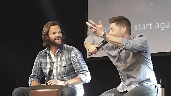JibCon2016J2SatVideo01_119 by Val S.