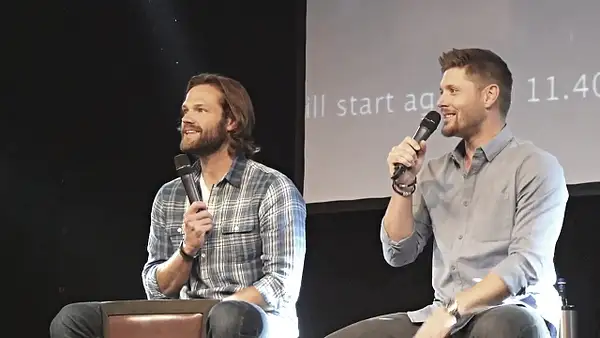 JibCon2016J2SatVideo01_121 by Val S.