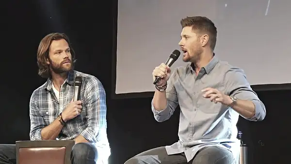 JibCon2016J2SatVideo01_128 by Val S.