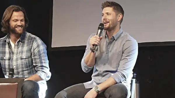 JibCon2016J2SatVideo01_192 by Val S.