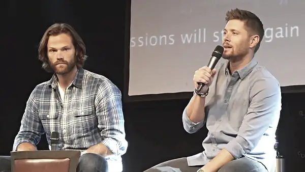 JibCon2016J2SatVideo01_194 by Val S.