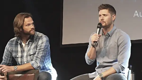 JibCon2016J2SatVideo01_202 by Val S.
