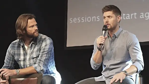 JibCon2016J2SatVideo01_205 by Val S.