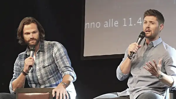 JibCon2016J2SatVideo01_219 by Val S.