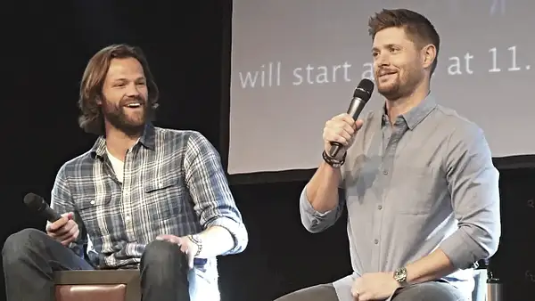 JibCon2016J2SatVideo01_228 by Val S.
