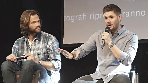 JibCon2016J2SatVideo01_232 by Val S.