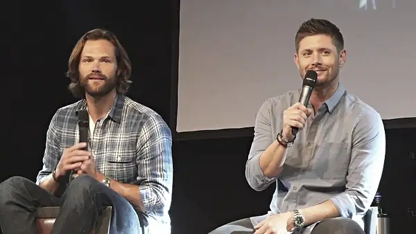 JibCon2016J2SatVideo01_265 by Val S.