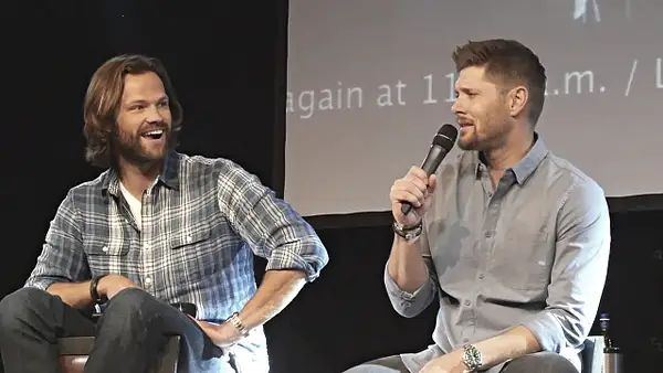 JibCon2016J2SatVideo01_275 by Val S.
