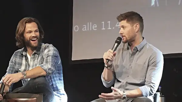 JibCon2016J2SatVideo01_285 by Val S.