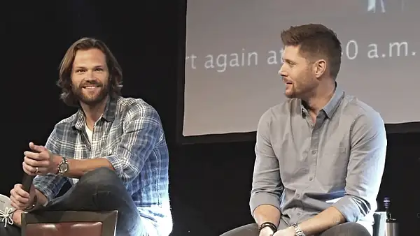 JibCon2016J2SatVideo01_315 by Val S.