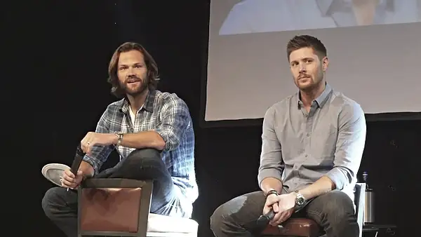 JibCon2016J2SatVideo01_330 by Val S.