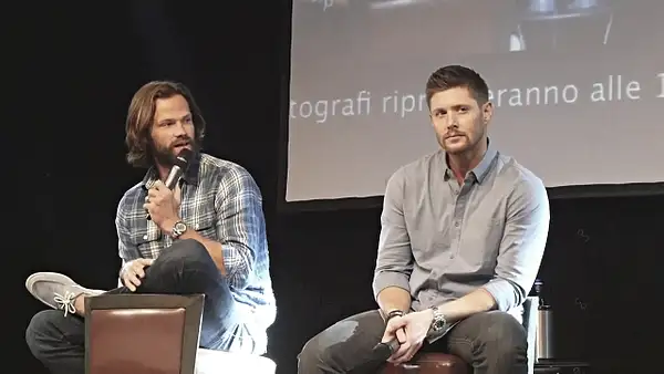 JibCon2016J2SatVideo01_345 by Val S.