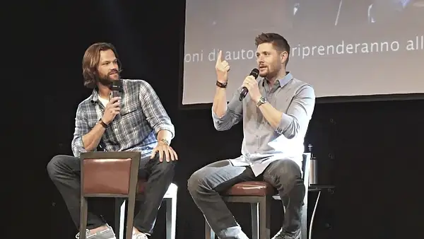 JibCon2016J2SatVideo01_361 by Val S.