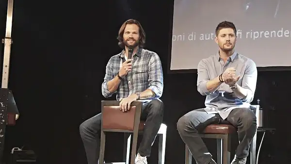 JibCon2016J2SatVideo01_375 by Val S.