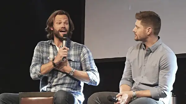 JibCon2016J2SatVideo02_115 by Val S.