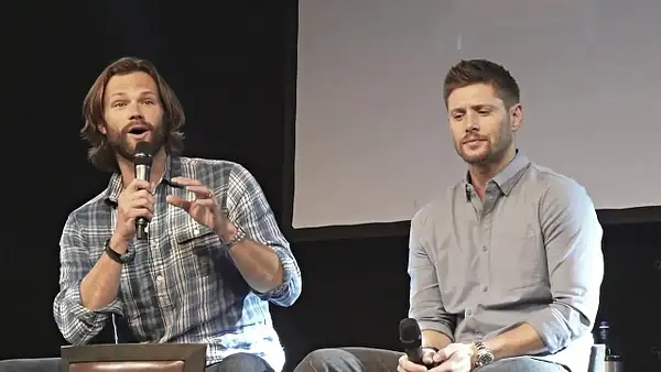 JibCon2016J2SatVideo02_122 by Val S.
