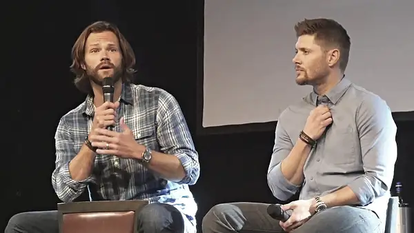 JibCon2016J2SatVideo02_128 by Val S.