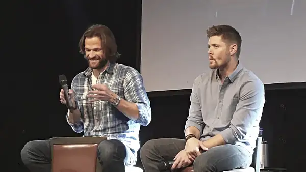 JibCon2016J2SatVideo02_143 by Val S.