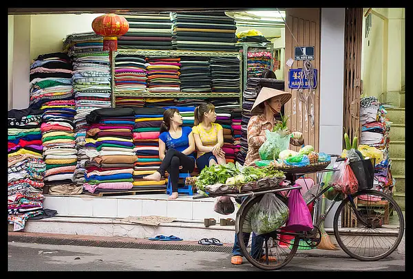 Hanoi-Vietnam by JenaAlbazi