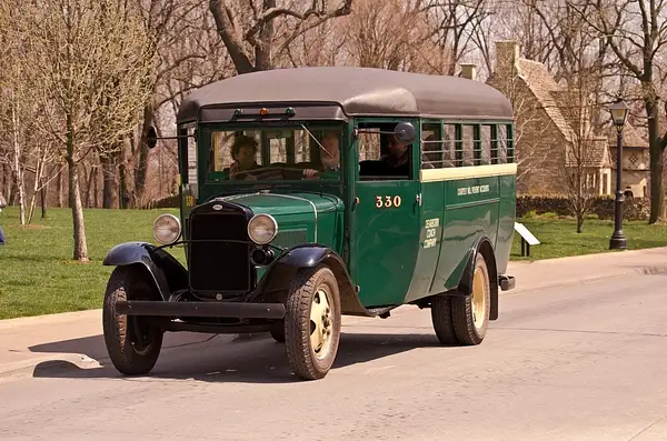 Old Ford Bus by SDNowakowski