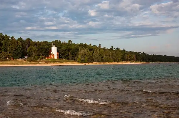 40-Mile Point Lighthouse by SDNowakowski