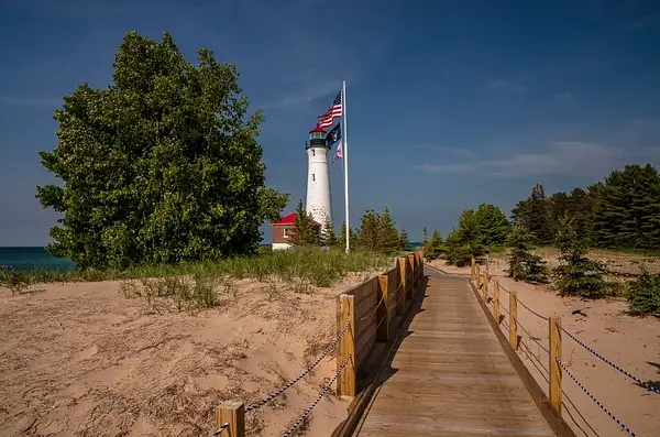 Crisp Point Lighthouse by SDNowakowski