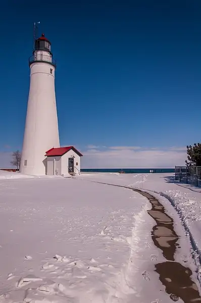 Fort Gratiot Lighthouse March 2015 by SDNowakowski by...