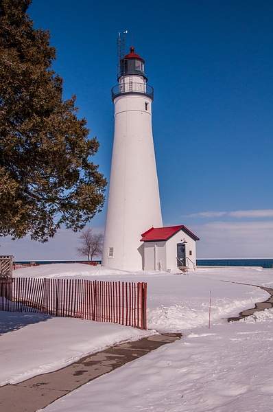 Fort Gratiot Lighthouse March 2015 by SDNowakowski