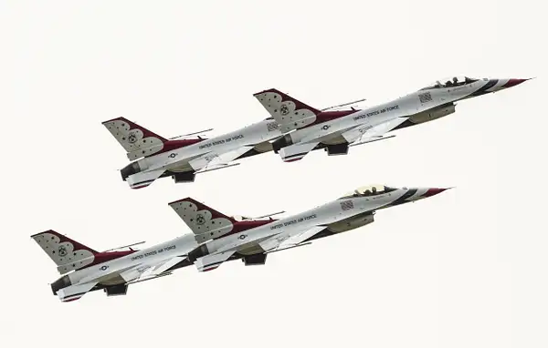USAF Thunderbirds @ Traverse City, Michigan by...