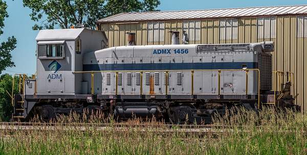 2017 ADM Locomotive #1456 @ Michigan Elevators in Ottawa...