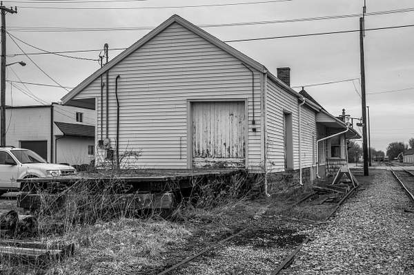 2018 Bad Axe RR Depot & St. Charles Caboose by...