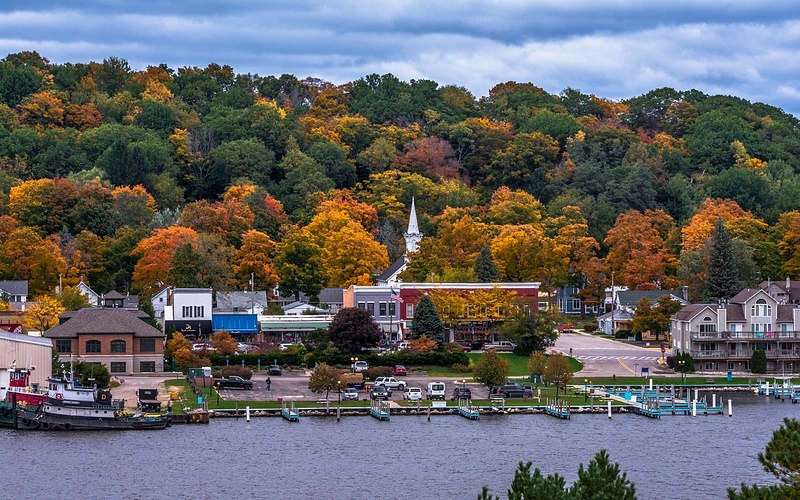 Fall Colors in the City of Frankfort, Michigan