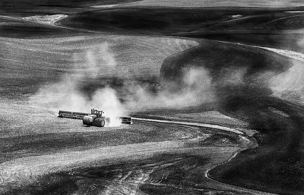 Dust in the Palouse B and W by jgpittenger
