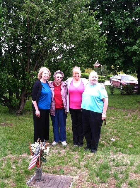Barb, Mom, Nancy and Fran at Dad's grave