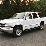 2002 Chevy Suburban 2500 White